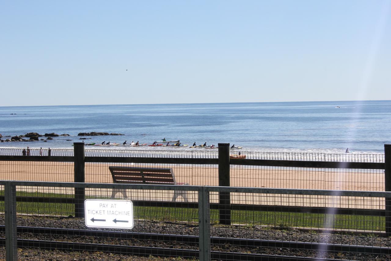 Beach Hotel Берні Екстер'єр фото