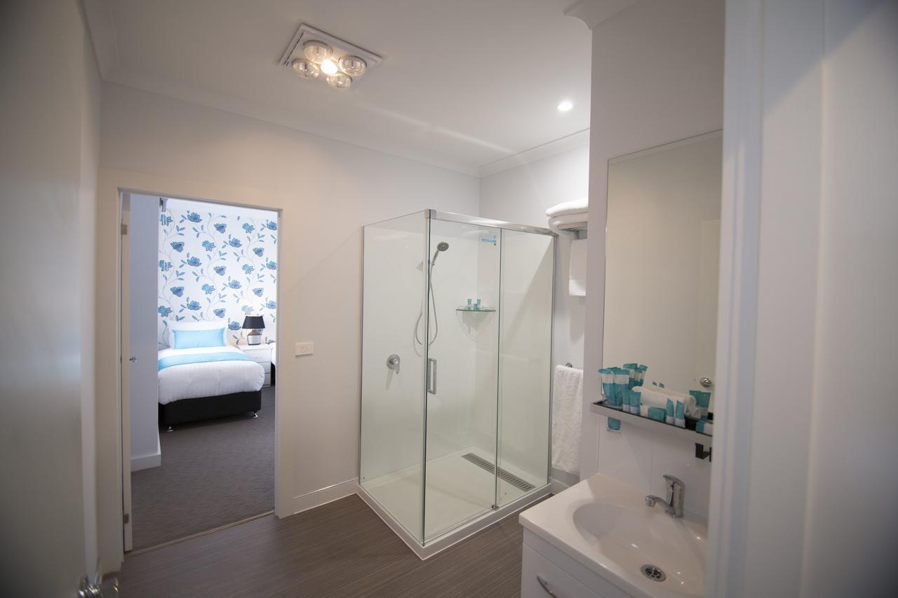 Beach Hotel Берні Екстер'єр фото