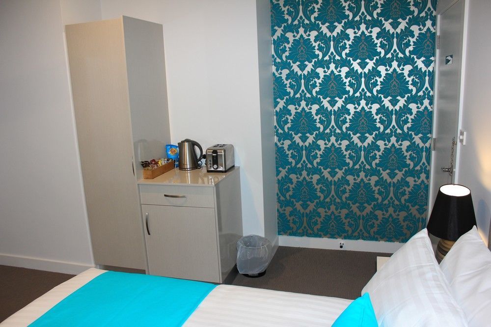 Beach Hotel Берні Екстер'єр фото